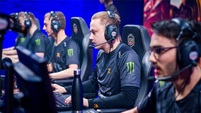 Atlet esport dunia kancah kemilau syarat wajib Atlet esport dunia kancah kemilau syarat wajib