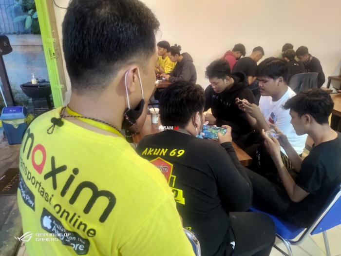 Mengenal Role dalam Tim Esports, Jangan Asal Main! Training Camp Tim Esports Mobile Ini Super Ketat